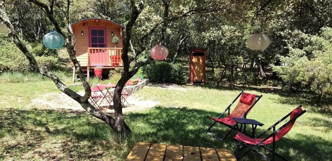 Roulotte Romantique Chauffee En Cevennes Monteils  Exteriör bild