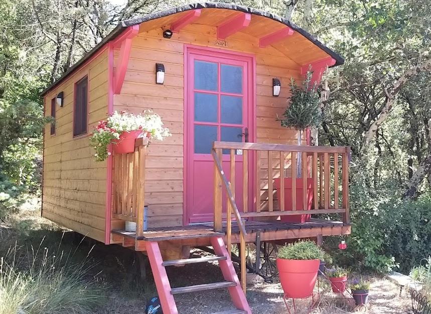Roulotte Romantique Avec Piscine En Cevennes Monteils (Gard) Exteriör bild